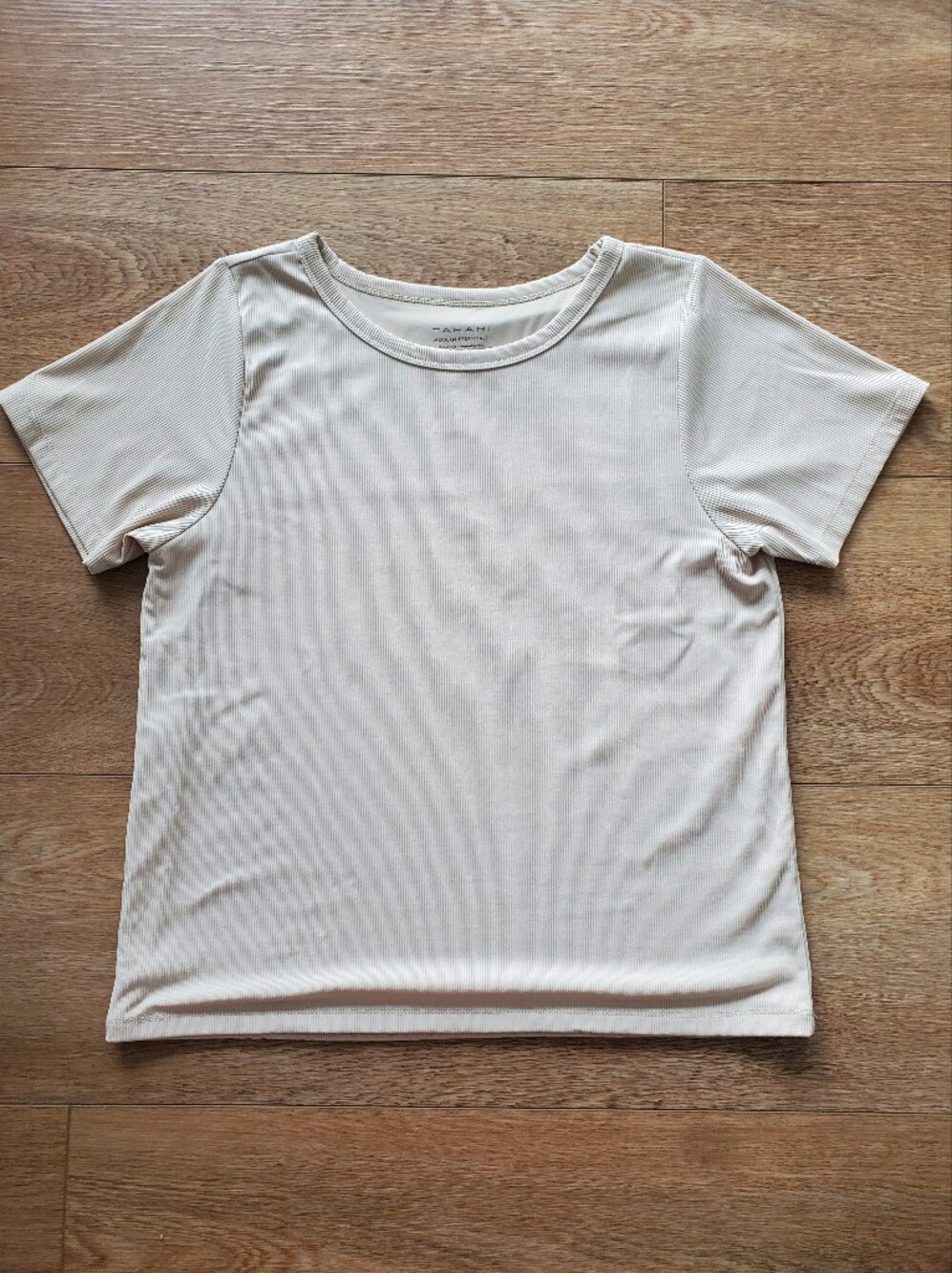 Tahari Modern Essentials Women's Cream Short Sleeve Tee Sz L